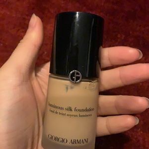 Giorgio Armani luminous silk foundation 6.5